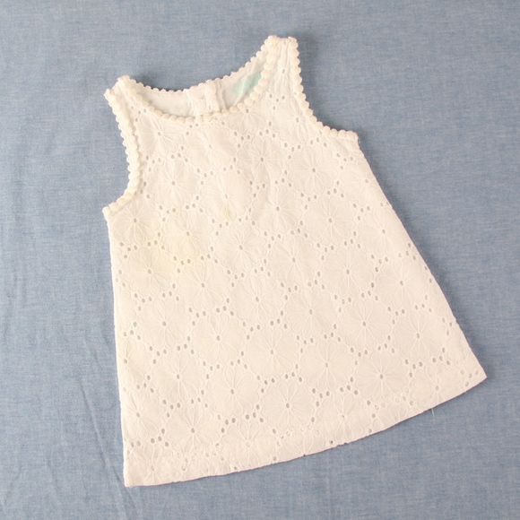 OshKosh B'gosh Other - OshKosh 12 mo White Eyelet Lace Summer Dress OshKosh B'gosh Other - OshKosh 12 mo White Eyelet Lace Summer Dress